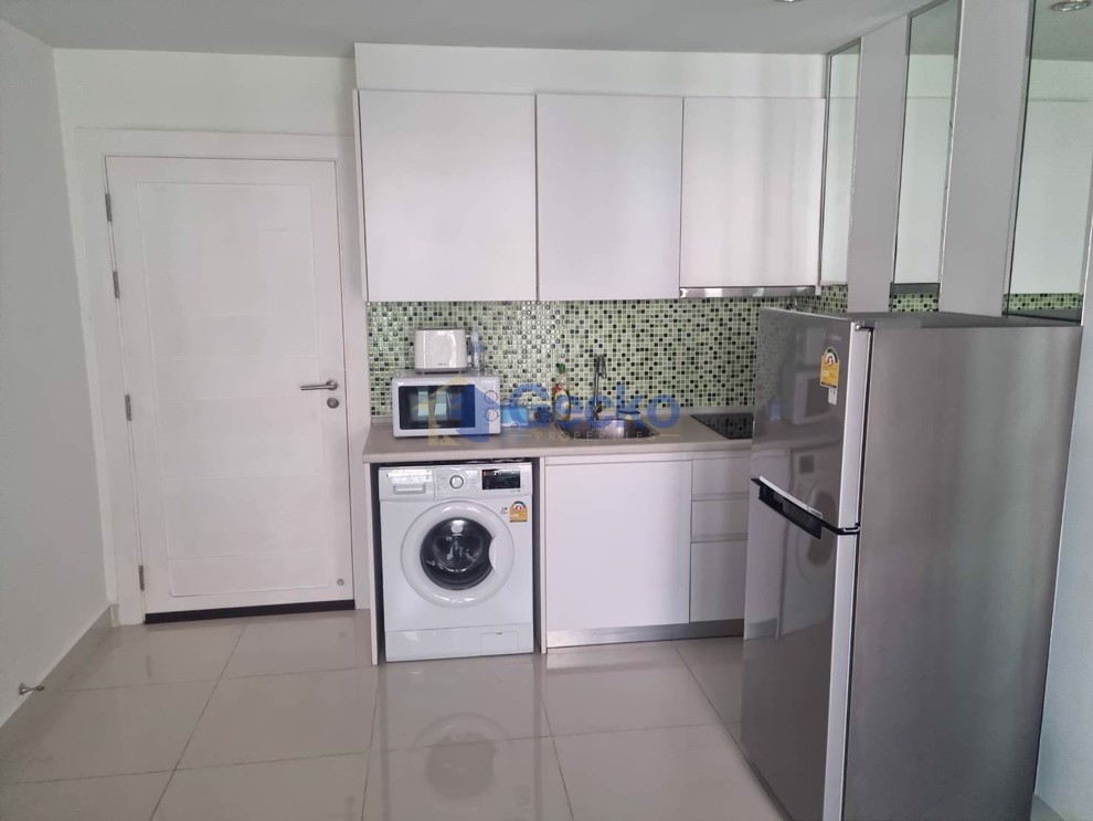 1 ห้องนอน คอนโดมิเนี่ยม in Amazon Residence จอมเทียน C011422 (Photo 1)