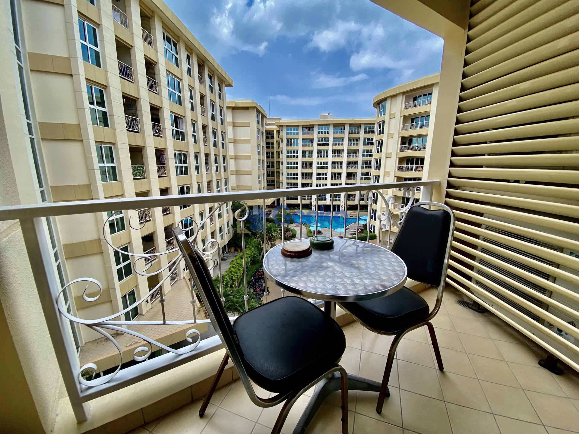 1 Bedroom Condo in City Garden Pattaya Central Pattaya C011446