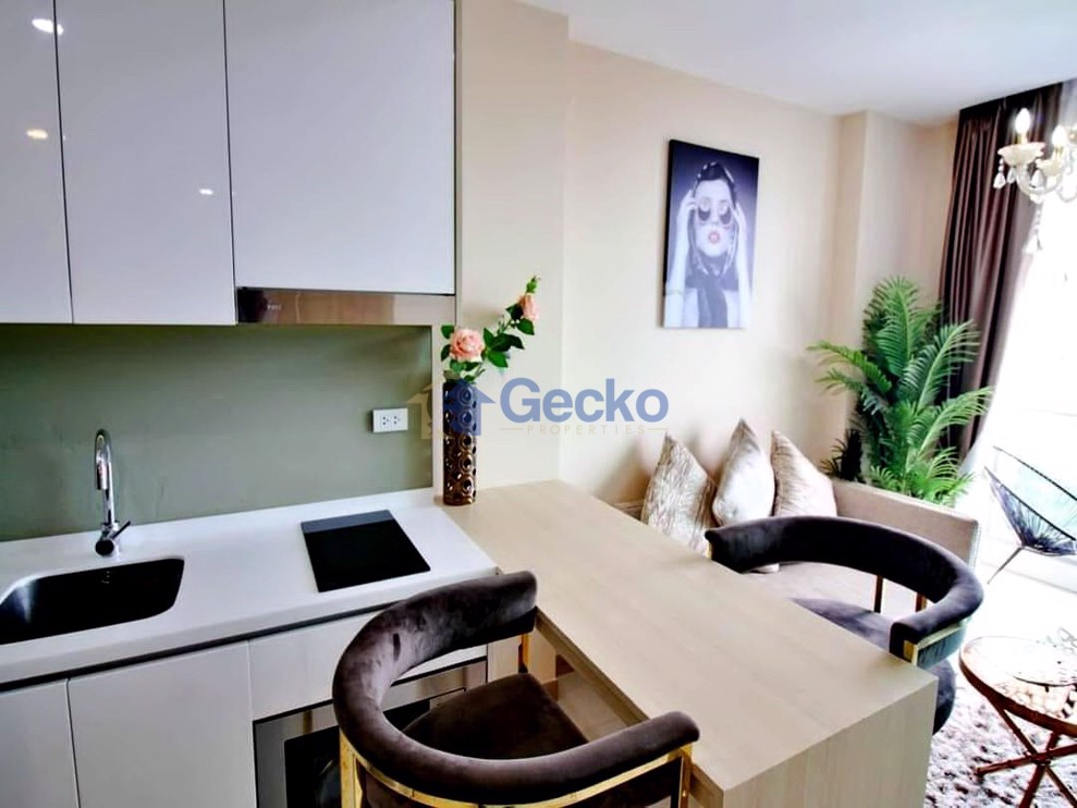 1 ห้องนอน คอนโดมิเนี่ยม in The Riviera Jomtien จอมเทียน C011448 (Photo 4)