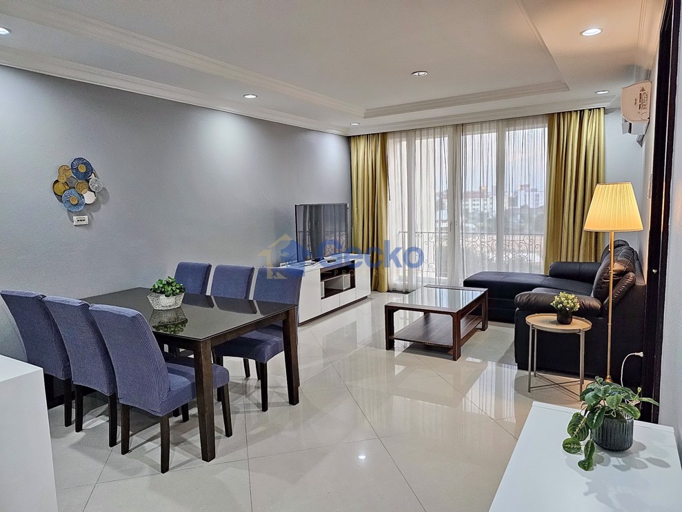 2 Bedrooms Condo in LK Legend Central Pattaya C011452 (Photo 2)