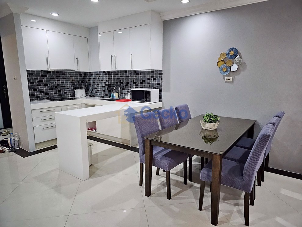 2 Bedrooms Condo in LK Legend Central Pattaya C011452 (Photo 3)