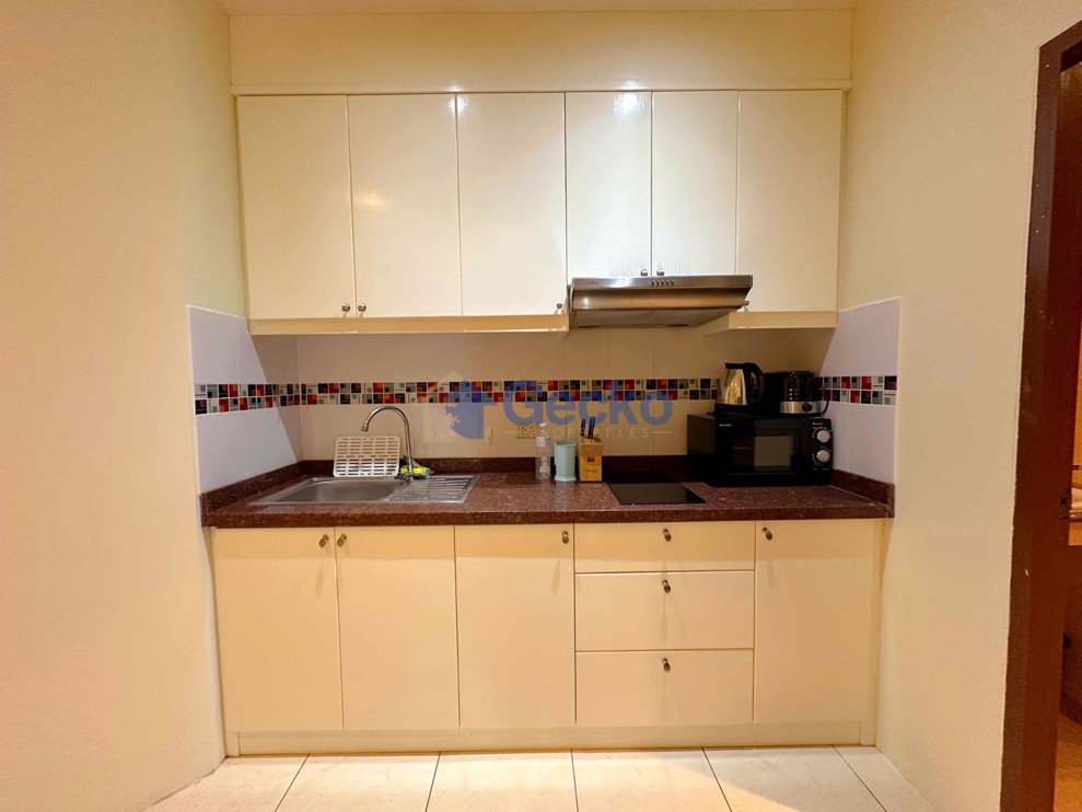 1 Bedroom Condo in Nordic Park Hill Pratumnak C011420 (Photo 4)