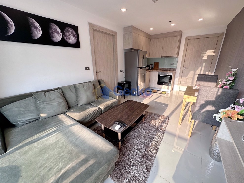 1 Bedroom Condo in The Jewel Pratumnak Pratumnak C011474 (Photo 4)