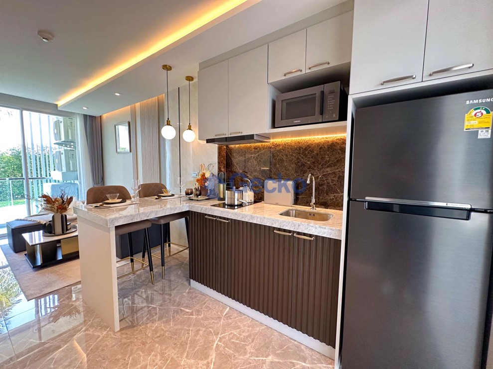 1 ห้องนอน คอนโดมิเนี่ยม in The Coral Pattaya พัทยาเหนือ C011462 (Photo 4)