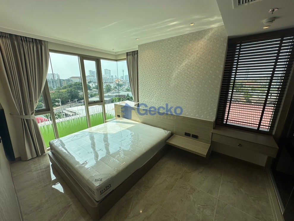 1 Bedroom Condo in The Riviera Ocean Drive Jomtien C011483 (Photo 3)