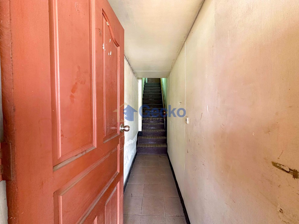 11 Bedrooms House in Rungland village  Pattaya H011502 (Photo 3)