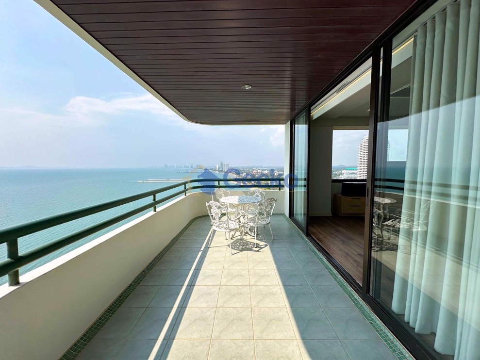 3 ห้องนอน คอนโดมิเนี่ยม in Sunset Height Condominium นาจอมเทียน C011520 (Photo 2)