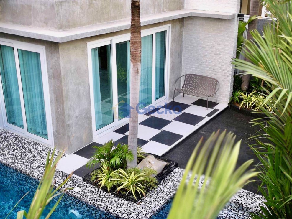 1 Bedroom House in Majestic Residence  Pratumnak H011523 (Photo 2)