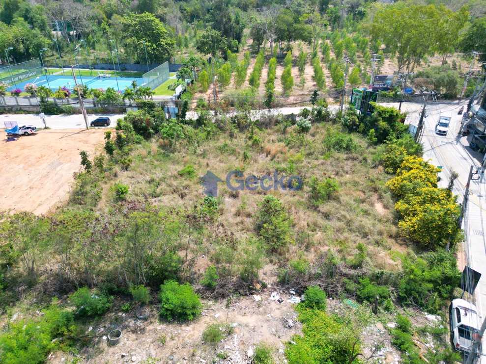 Land available in Pratumnak L011526 (Photo 1)