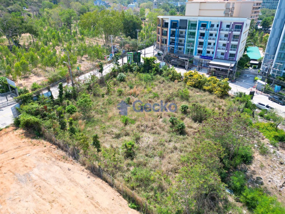 Land available in Pratumnak L011526 (Cover Photo)