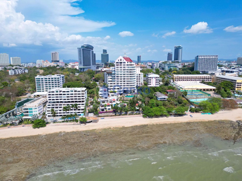 2 Bedrooms Condo in Baan Rimpha North Pattaya C006957 (Photo 2)