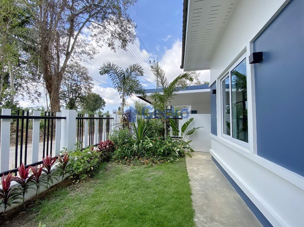 3 Bedrooms House in Sabai Home  East Pattaya H011556 (Photo 2)