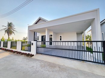 3 ห้องนอน บ้าน  พัทยาตะวันออก H011564