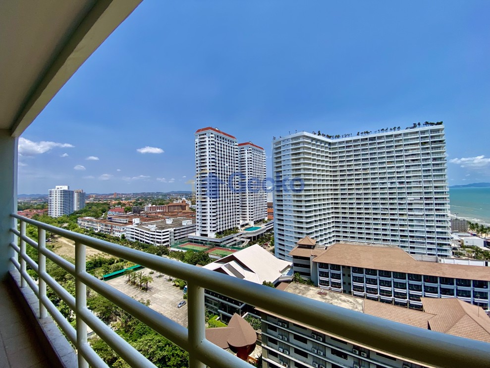 1 ห้องนอน คอนโดมิเนี่ยม in View Talay 5 จอมเทียน C011591 (Photo 1)