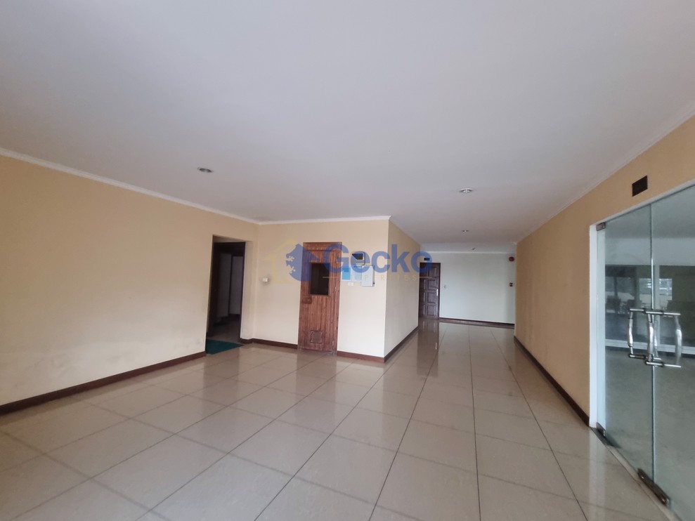 Studio Condo in View Talay Residence 3 Jomtien C011617 (Photo 4)