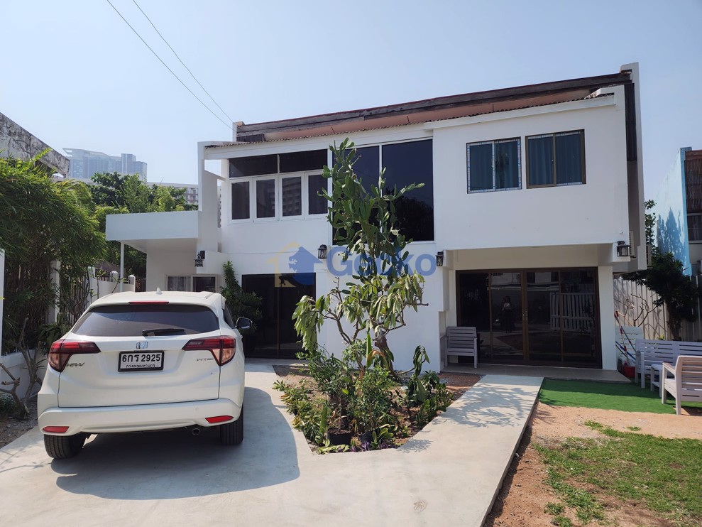 5 ห้องนอน บ้าน  จอมเทียน H011618 (Photo 1)