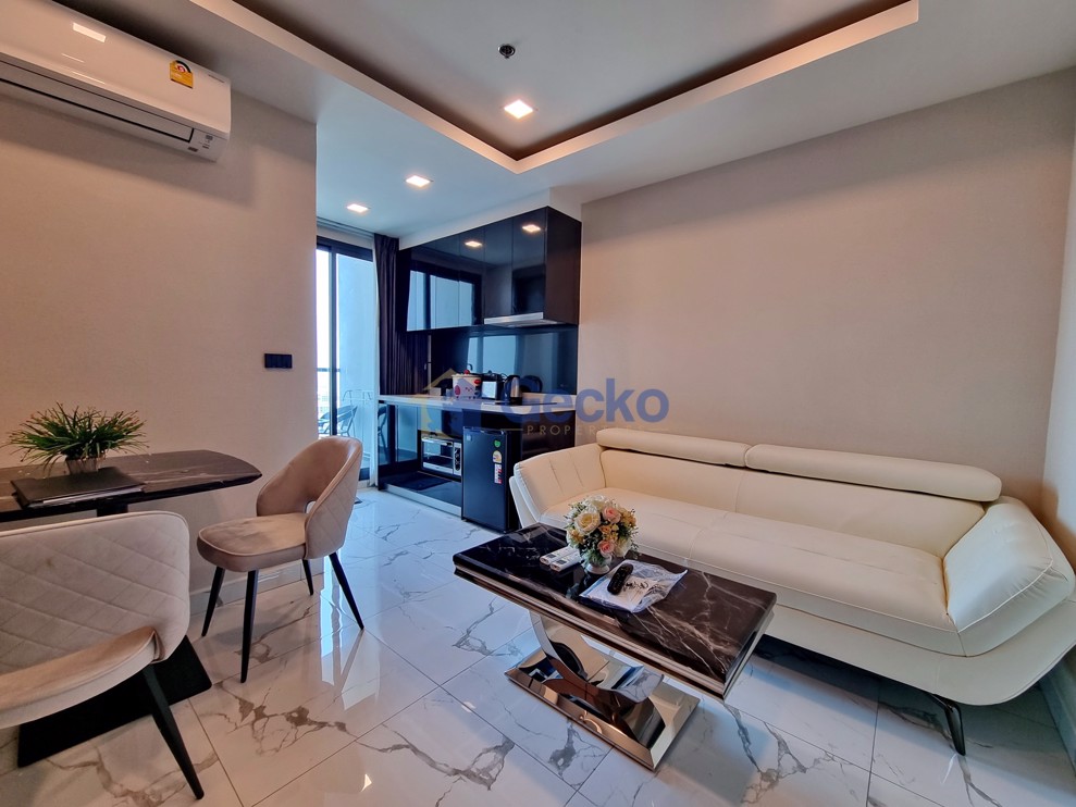 1 Bedroom Condo in Arcadia Millennium Tower South Pattaya C011624 (Photo 3)