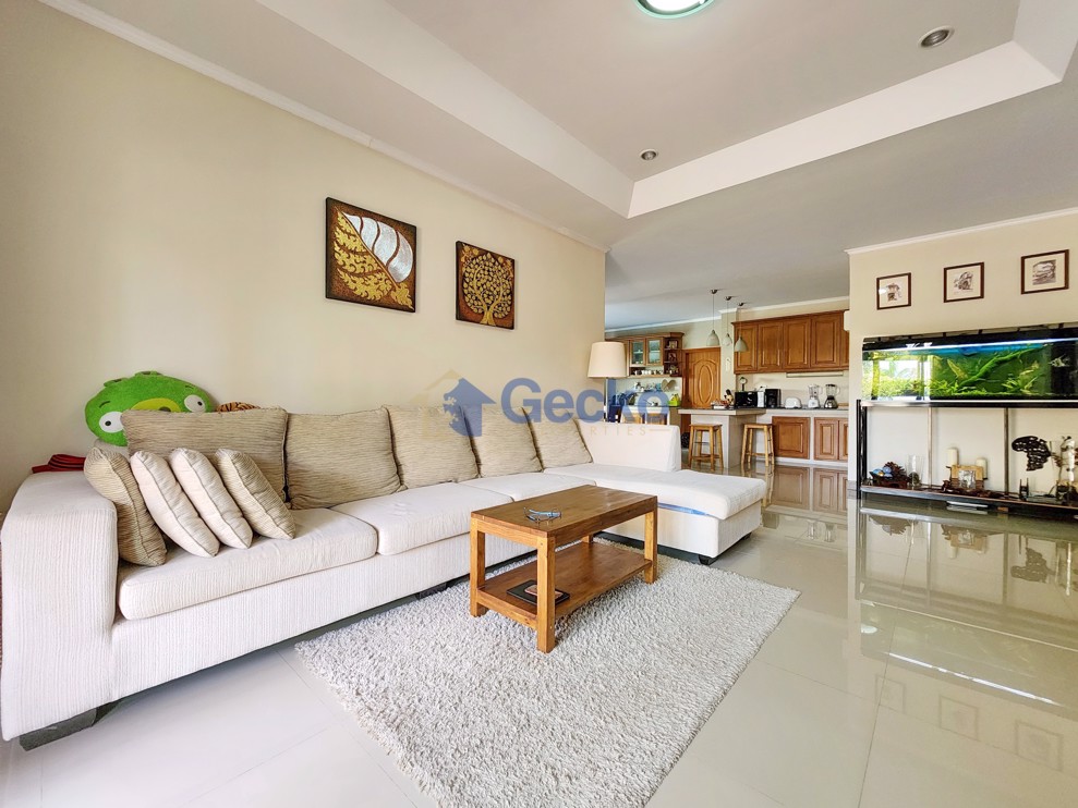 3 ห้องนอน บ้าน in Baan Boonraksaa  พัทยาตะวันออก H007322 (Photo 3)