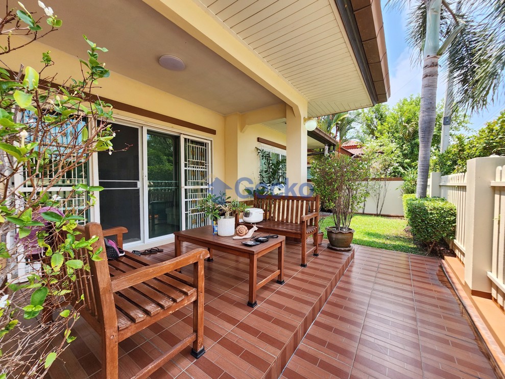 3 ห้องนอน บ้าน in Baan Boonraksaa  พัทยาตะวันออก H007322 (Photo 2)