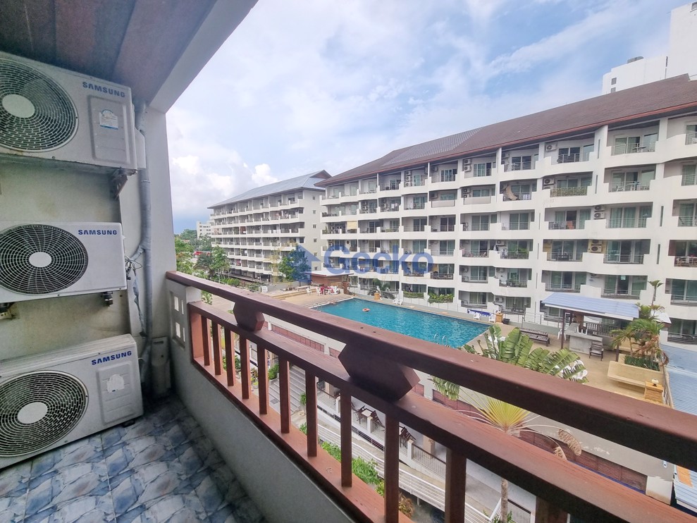 2 ห้องนอน คอนโดมิเนี่ยม in Pattaya Height Condominium จอมเทียน C011638 (Photo 1)