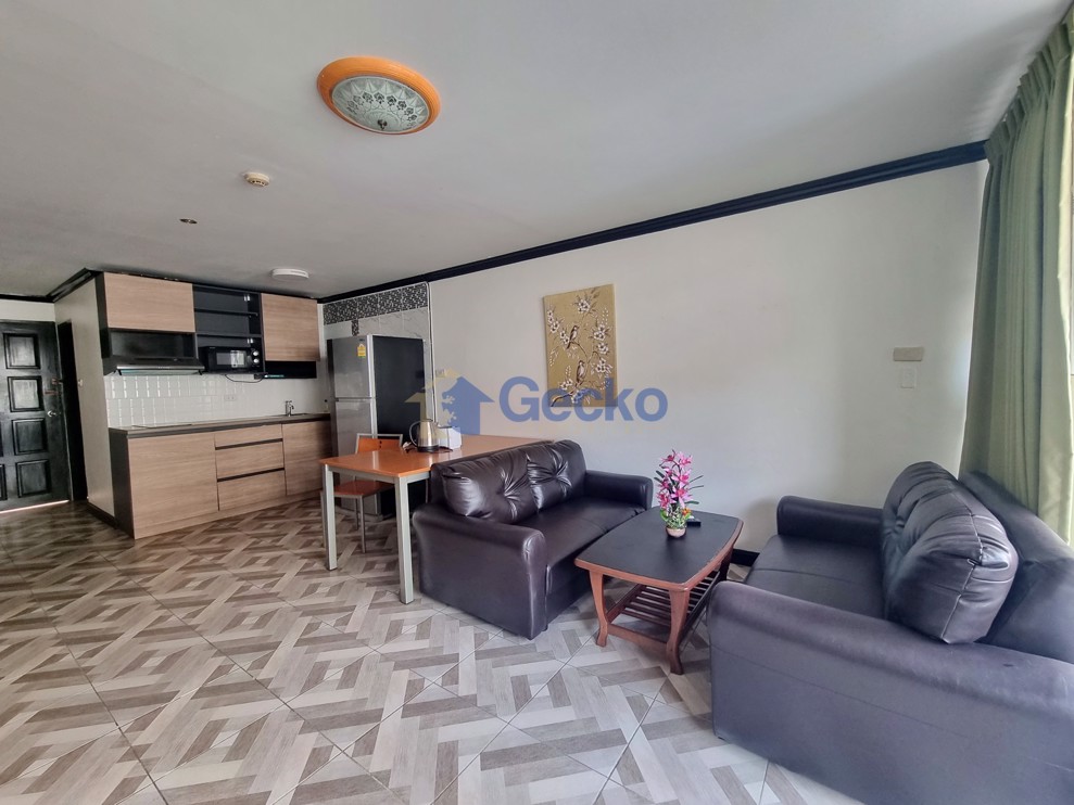 2 ห้องนอน คอนโดมิเนี่ยม in Pattaya Height Condominium จอมเทียน C011638 (Photo 4)