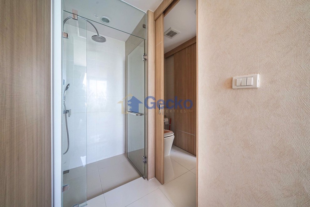 1 ห้องนอน คอนโดมิเนี่ยม in The Riviera Wongamat วงศ์อมาตย์ C011639 (Photo 3)