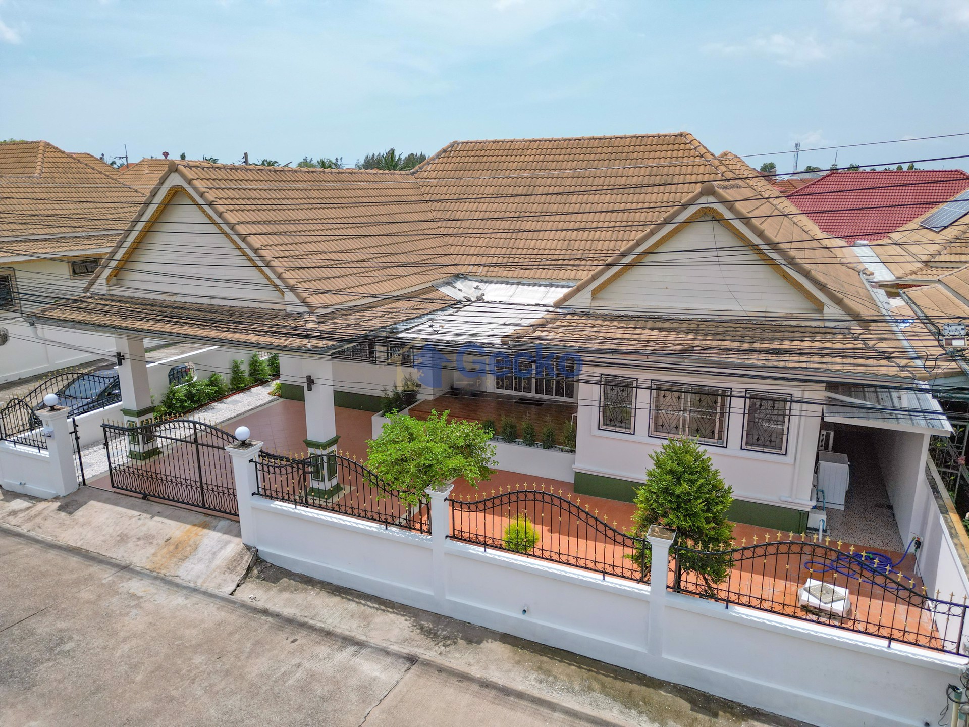3 ห้องนอน บ้าน in Royal Park Hill  พัทยาตะวันออก H011648