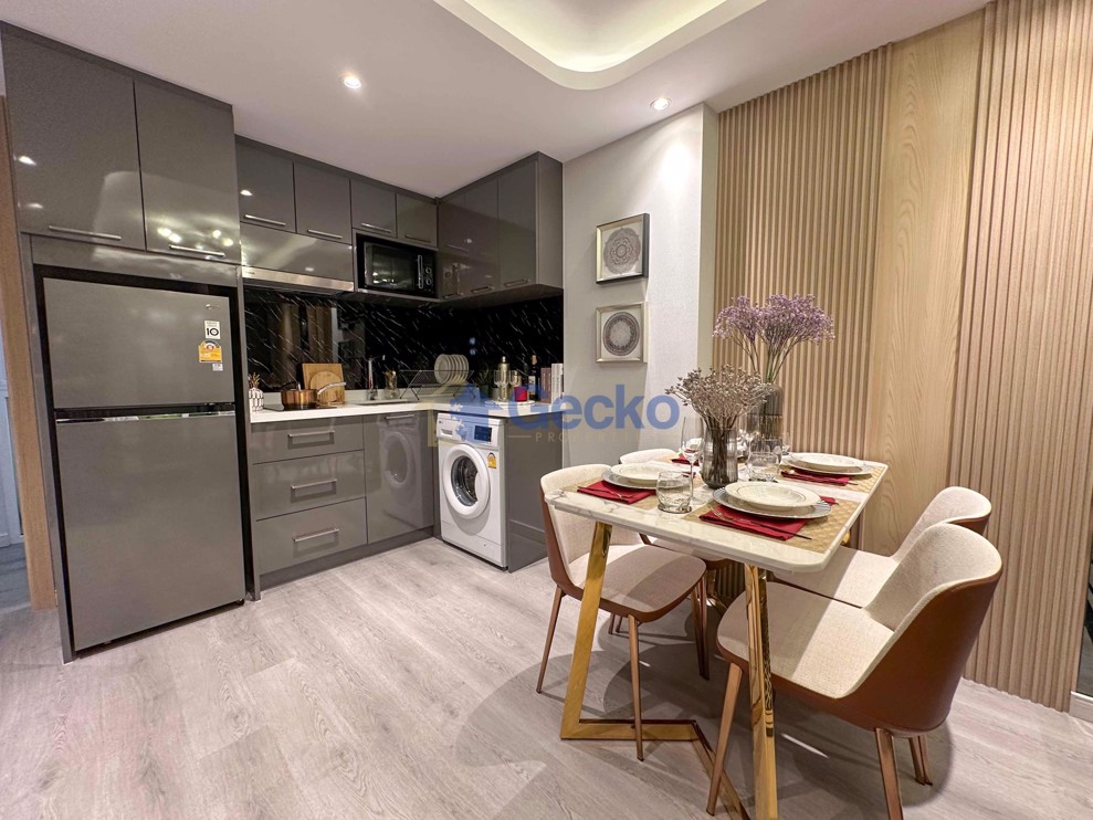1 Bedroom Condo in Pristine Park III Jomtien C011437 (Photo 4)