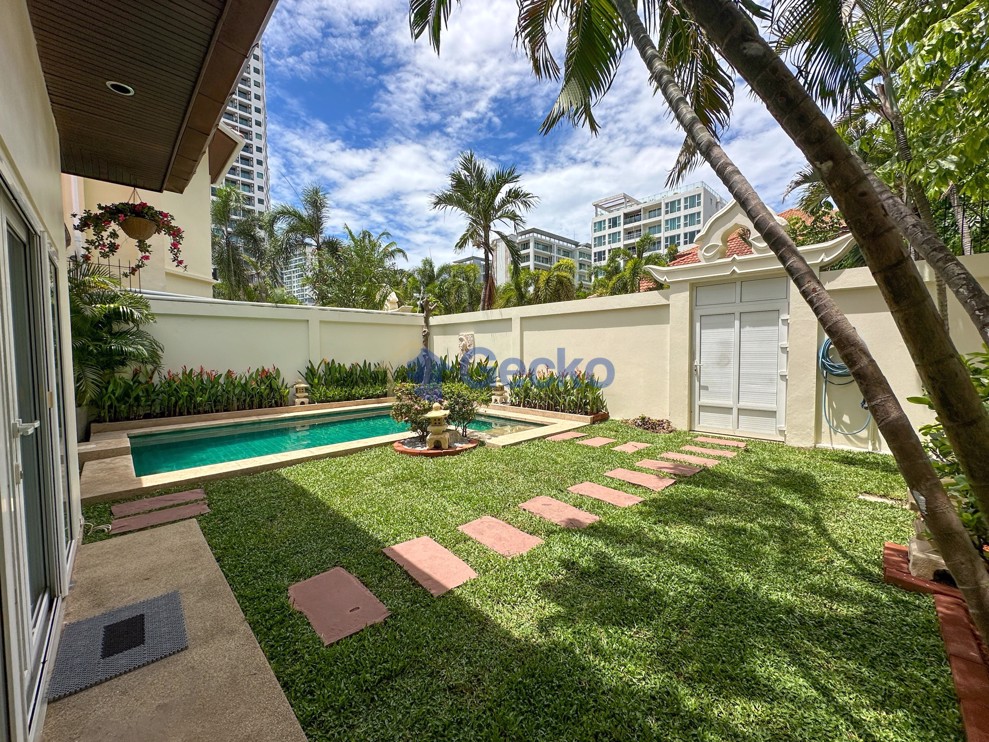 1 Bedroom House in Majestic Residence  Pratumnak H011664 (Photo 4)