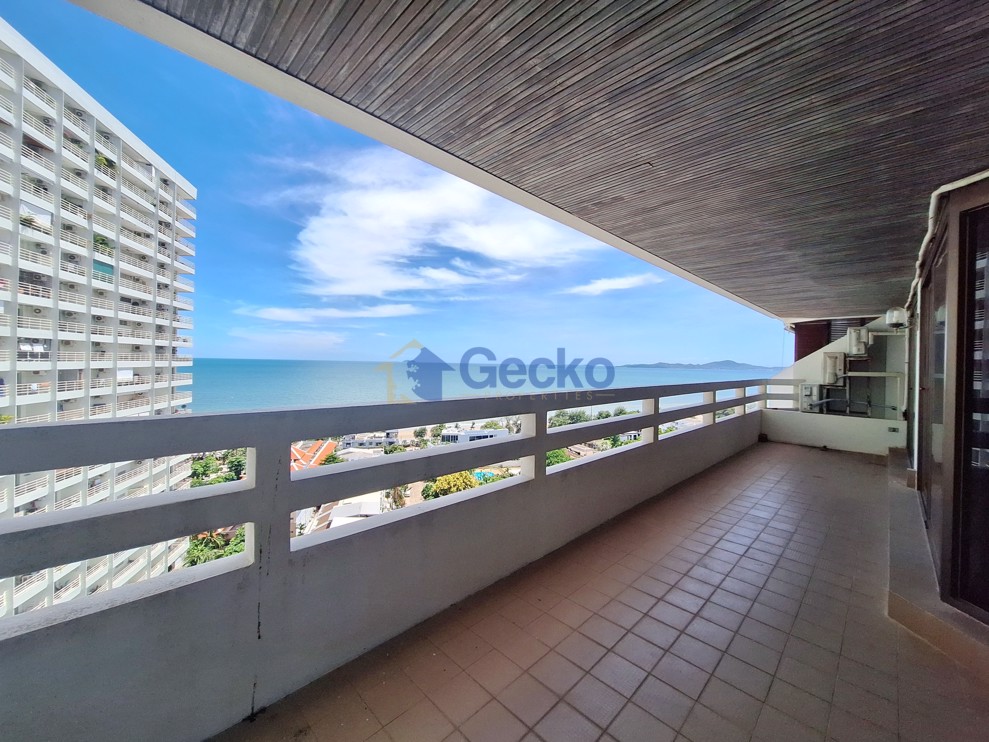 3 Bedrooms Condo in Grand Condotel Jomtien C011671 (Cover Photo)