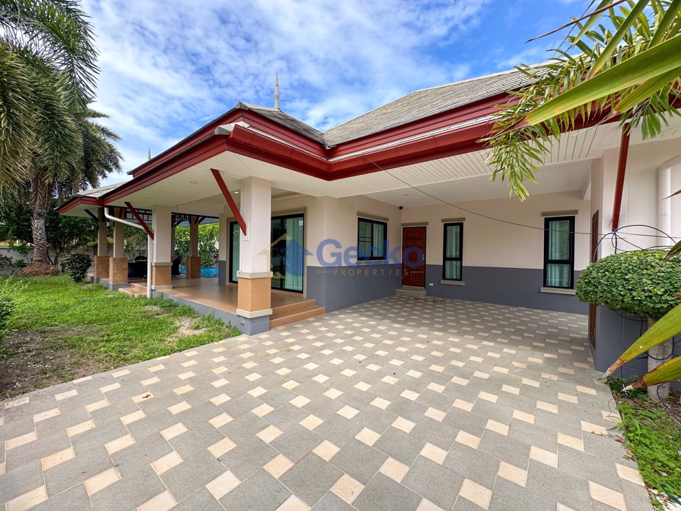 3 Bedrooms House in Baan Dusit Lake  Huay Yai H011685 (Photo 4)