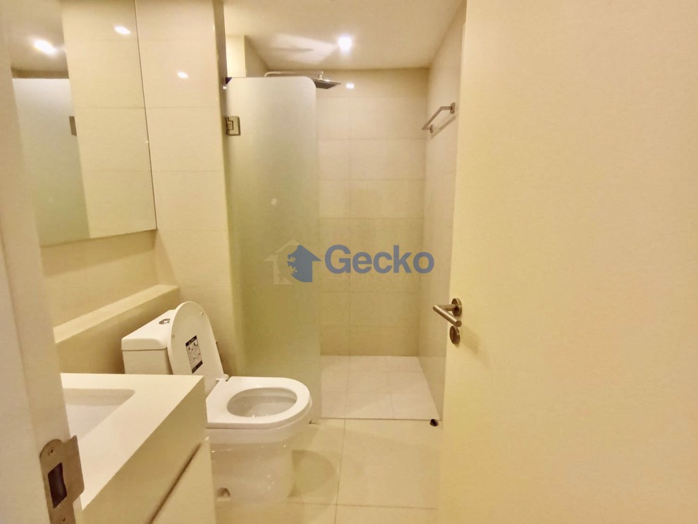 1 Bedroom Condo in City Center Residence Central Pattaya C011693 (Photo 3)