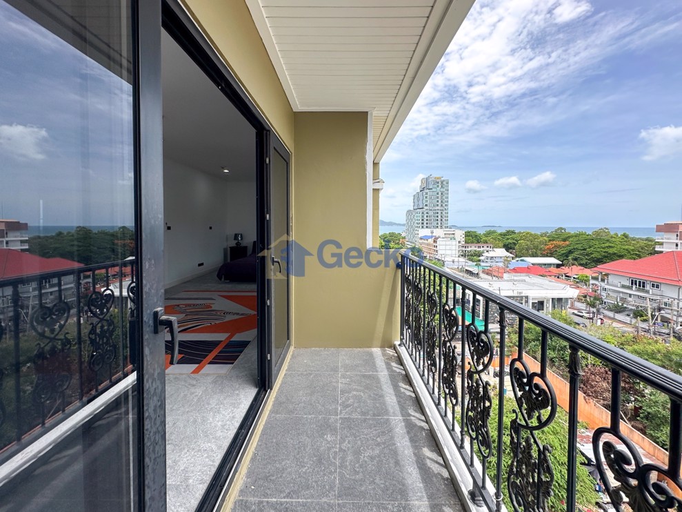 4 Bedrooms Condo in Siam Oriental condominium Pratumnak C011707 (Photo 2)