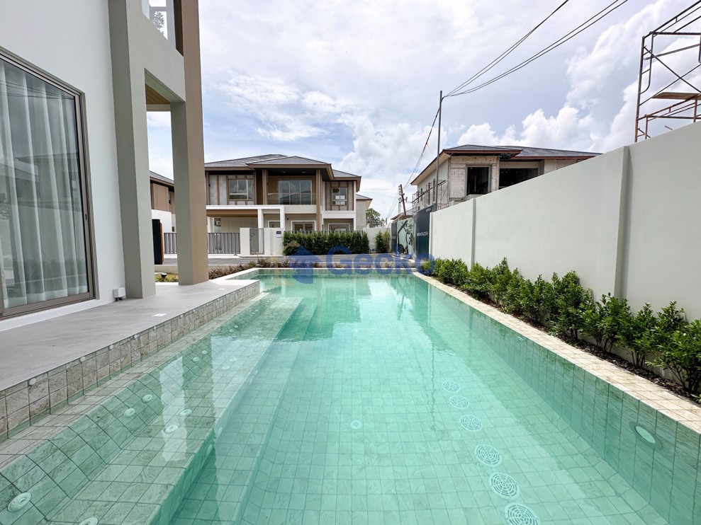 4 ห้องนอน บ้าน in Horizon  พัทยาตะวันออก H010796 (Photo 4)