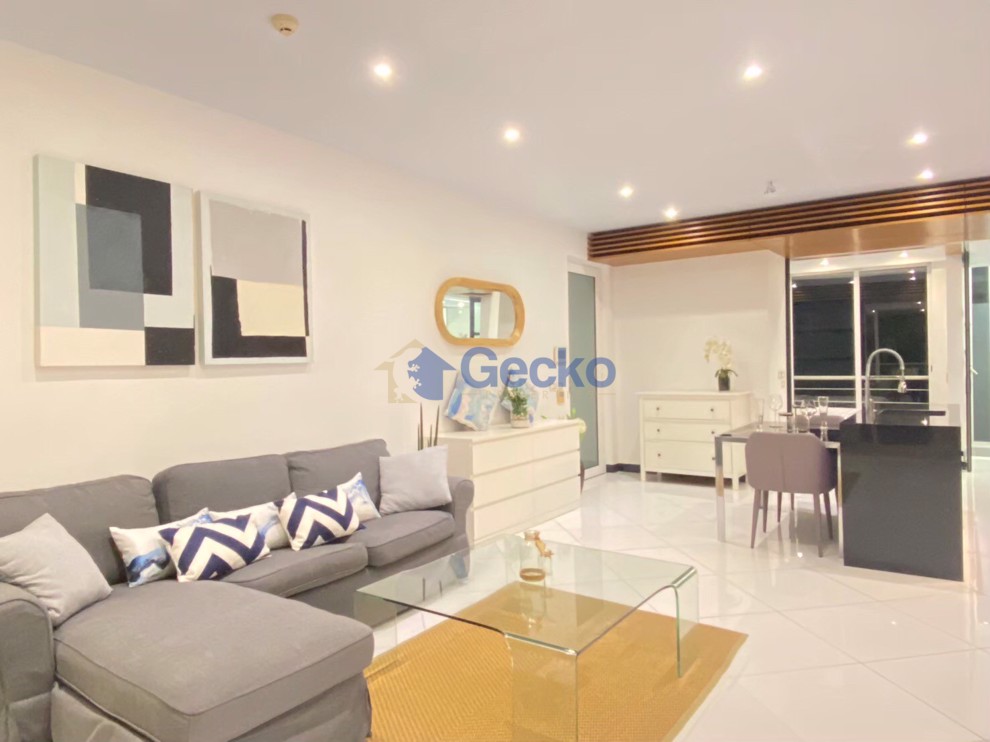 2 Bedrooms Condo in Pure Sunset Beach Na Jomtien C011736 (Photo 1)