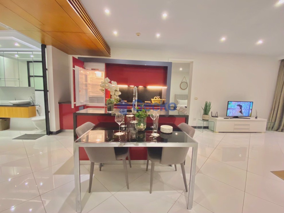 2 Bedrooms Condo in Pure Sunset Beach Na Jomtien C011736 (Photo 2)