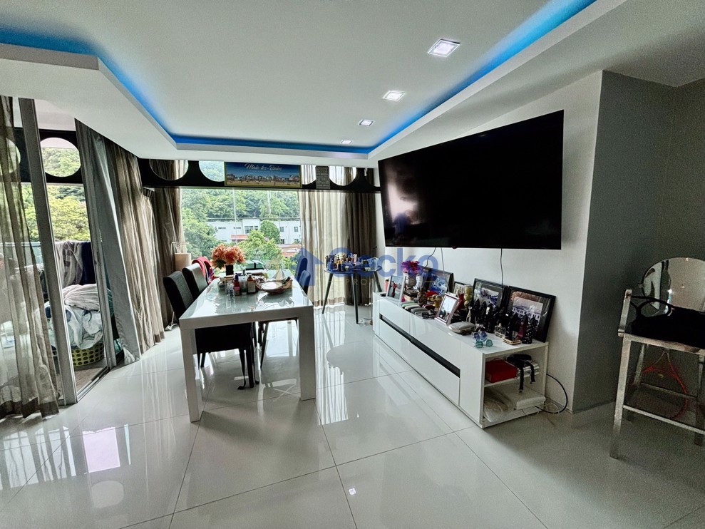 2 ห้องนอน คอนโดมิเนี่ยม in Park Royal 2 พัทยาใต้ C011741 (Photo 1)