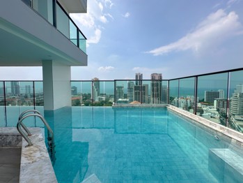 2 Bedrooms Condo in The Jewel Pratumnak Pratumnak C011742