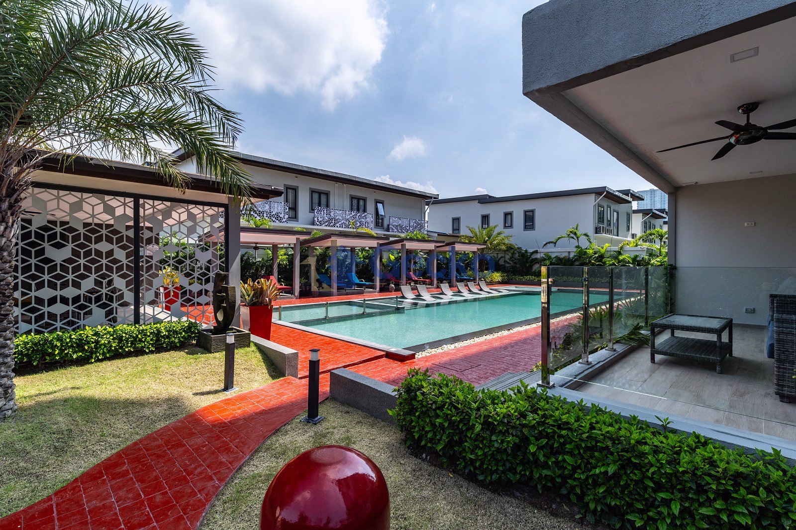 3 Bedrooms Condo in Serenity Jomtien Residence Jomtien C011745