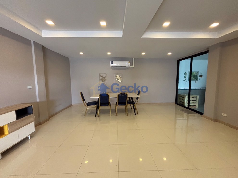 3 ห้องนอน บ้าน in The Lake  ห้วยใหญ่ H011749 (Photo 2)