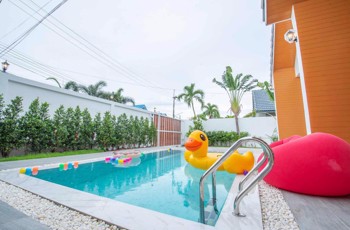 3 Bedrooms House in Natheekarn Park View  East Pattaya H011762