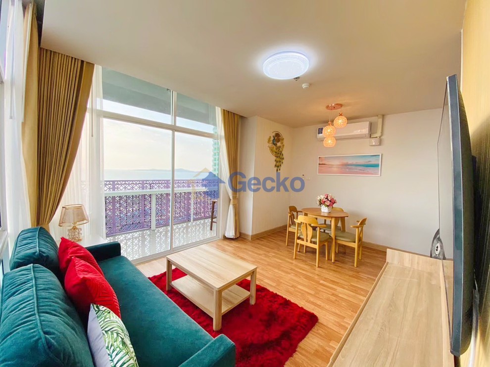 2 Bedrooms Condo in The Twin Towers  Jomtien C011764 (Photo 4)