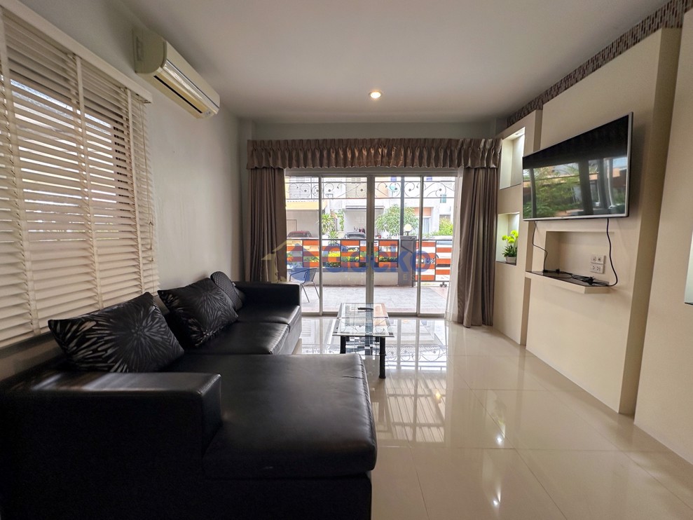 3 ห้องนอน บ้าน in Patta Village  พัทยาตะวันออก H009594 (Photo 4)