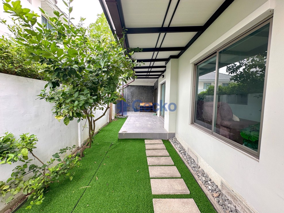 3 ห้องนอน บ้าน in Life In the Garden  บางละมุง H011773 (Photo 2)