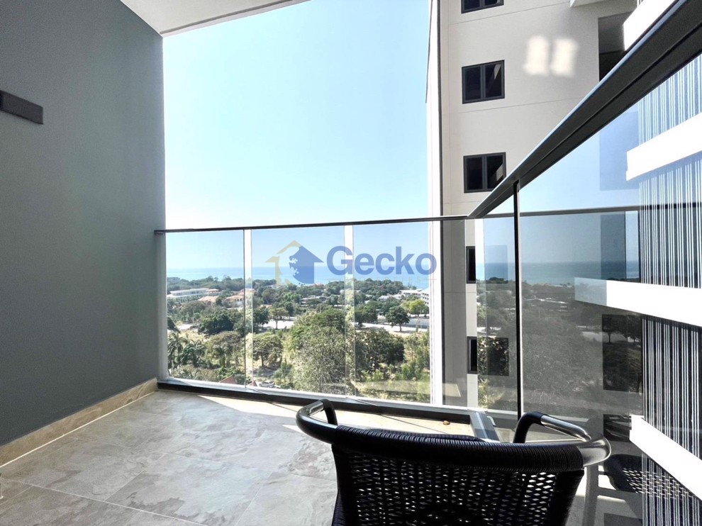 Studio Condo in Andromeda Pratumnak C011778 (Cover Photo)
