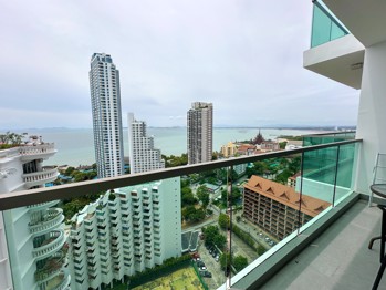 Studio Condo in Wongamat Tower Wongamat C011779