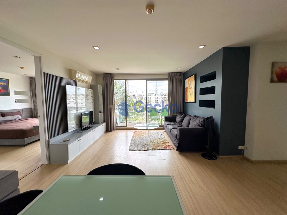 2 Bedrooms Condo in The Urban Central Pattaya C011787 (Photo 2)