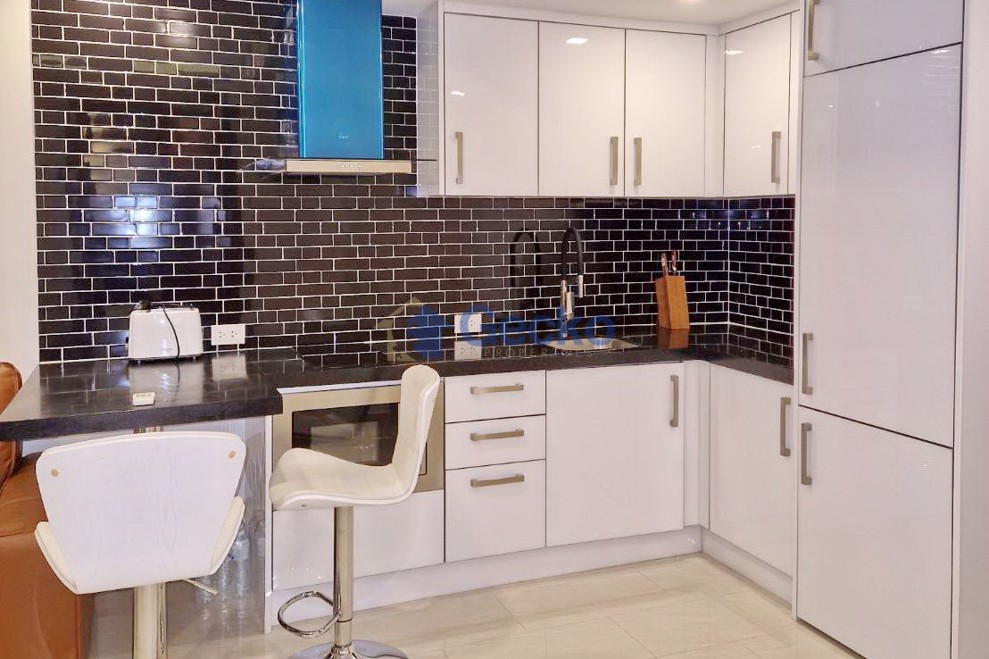 1 Bedroom Condo in Grand Avenue Central Pattaya C011791 (Photo 4)