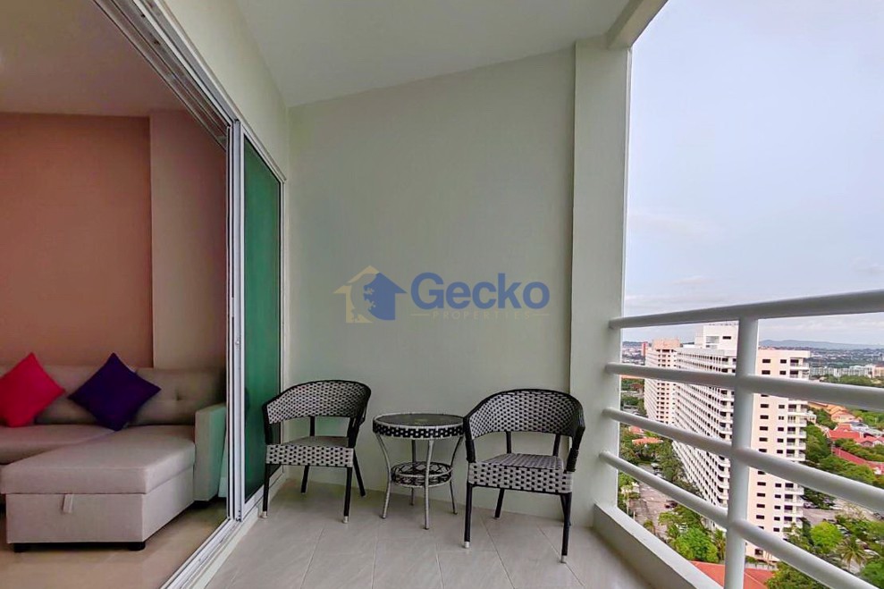 Studio Condo in View Talay 5 Jomtien C011800 (Photo 2)