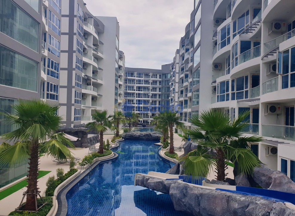 2 Bedrooms Condo in Grand Avenue Central Pattaya C011804 (Cover Photo)